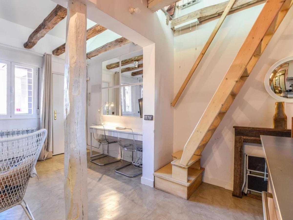 Apartamento En La Plaza De Lavapies Para 4 Personas Мадрид Экстерьер фото